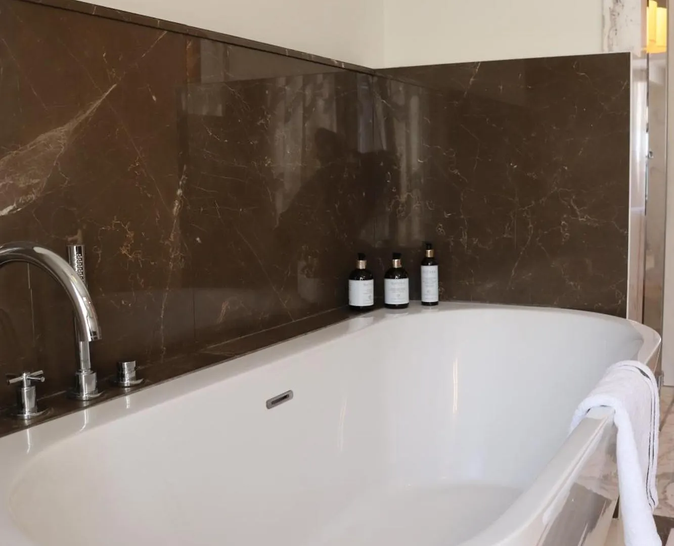 Luxueux Appartement Avec Balcon, Champs Elysees Paříž Francie