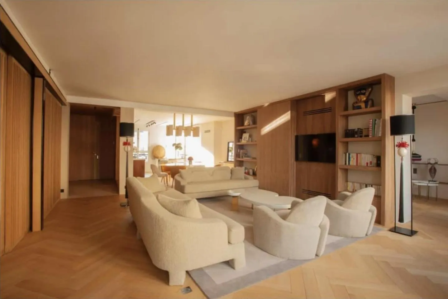 Luxueux Appartement Avec Balcon, Champs Elysees Paryż
